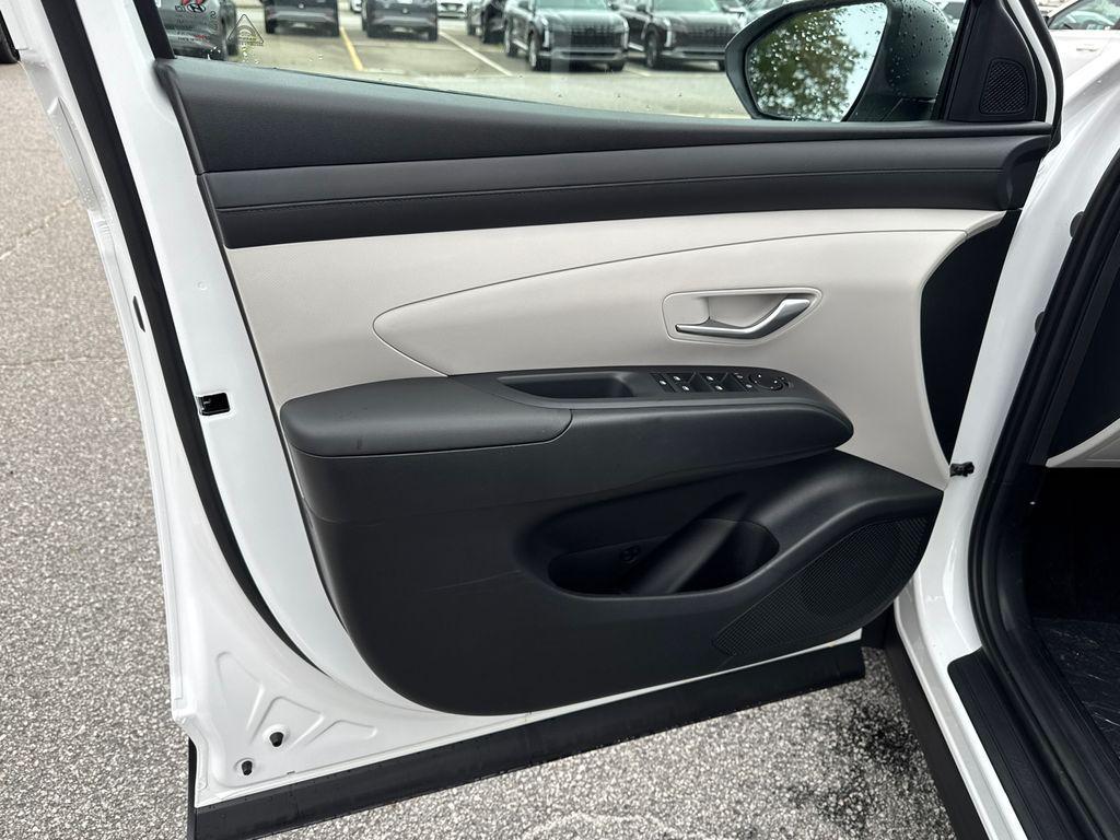 new 2025 Hyundai Tucson car, priced at $30,806