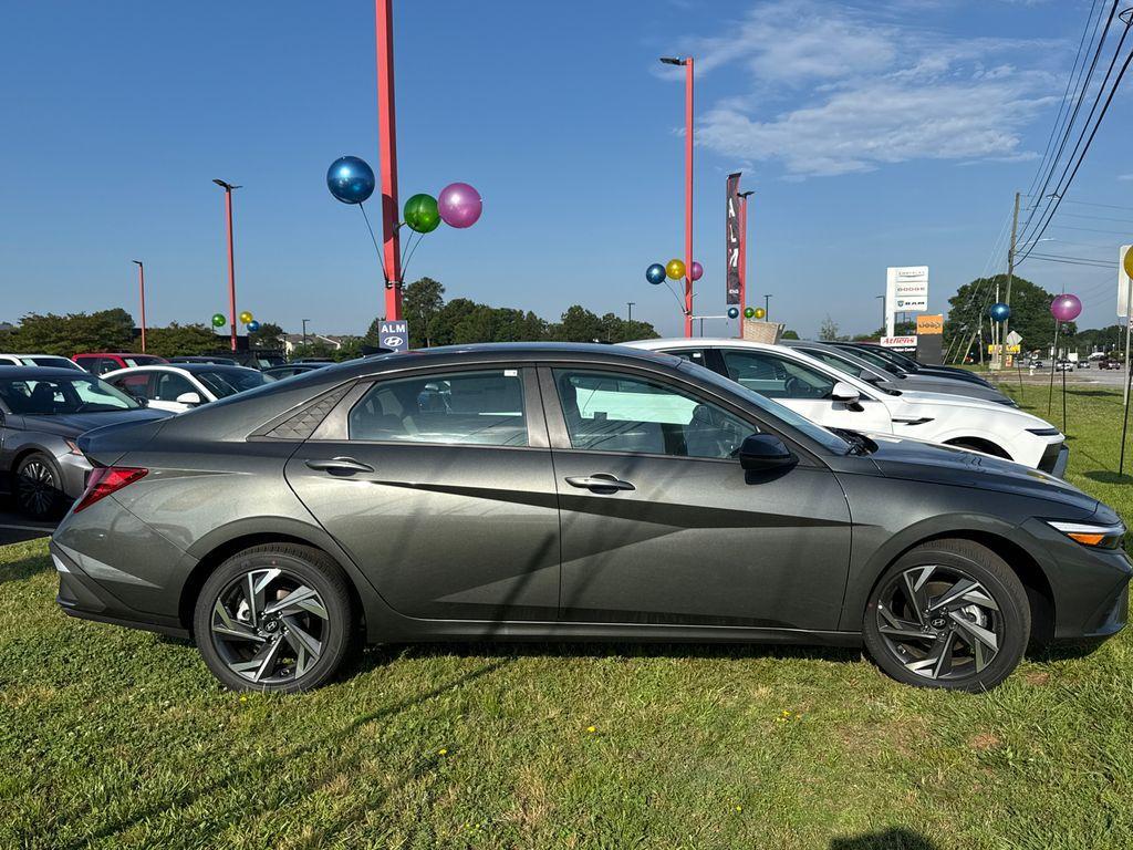 new 2025 Hyundai Elantra car, priced at $23,172