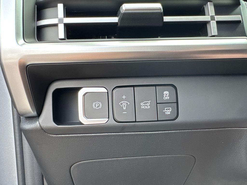 new 2025 Hyundai Santa Fe car, priced at $36,995