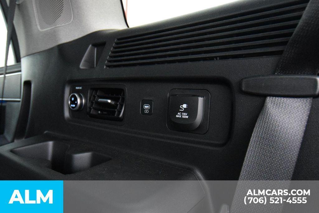 used 2024 Hyundai Santa Fe car, priced at $32,960