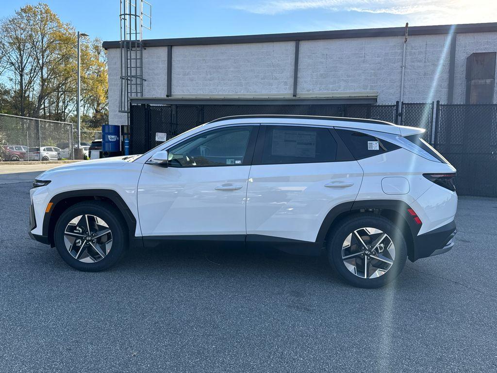 new 2025 Hyundai Tucson car, priced at $30,895