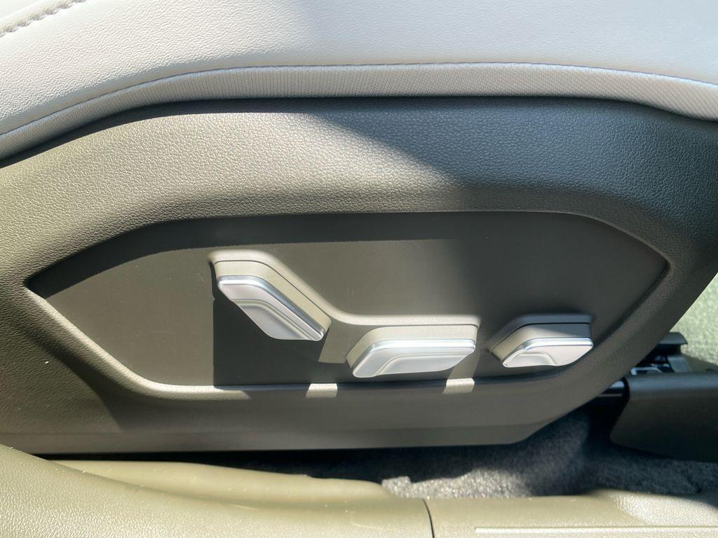 new 2025 Hyundai SANTA FE HEV car, priced at $42,999
