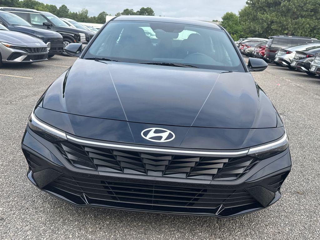 new 2025 Hyundai Elantra car, priced at $23,168
