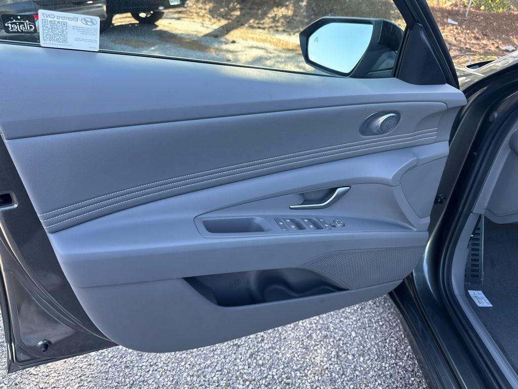 new 2025 Hyundai Elantra car, priced at $23,168