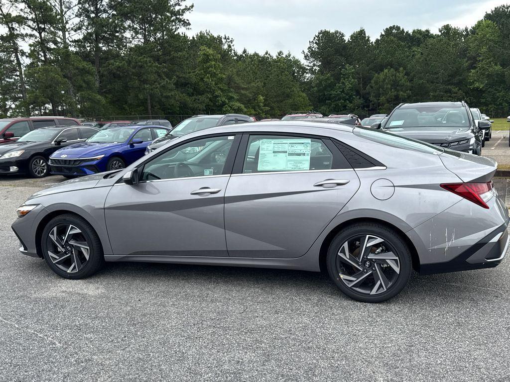 new 2025 Hyundai Elantra car, priced at $24,990