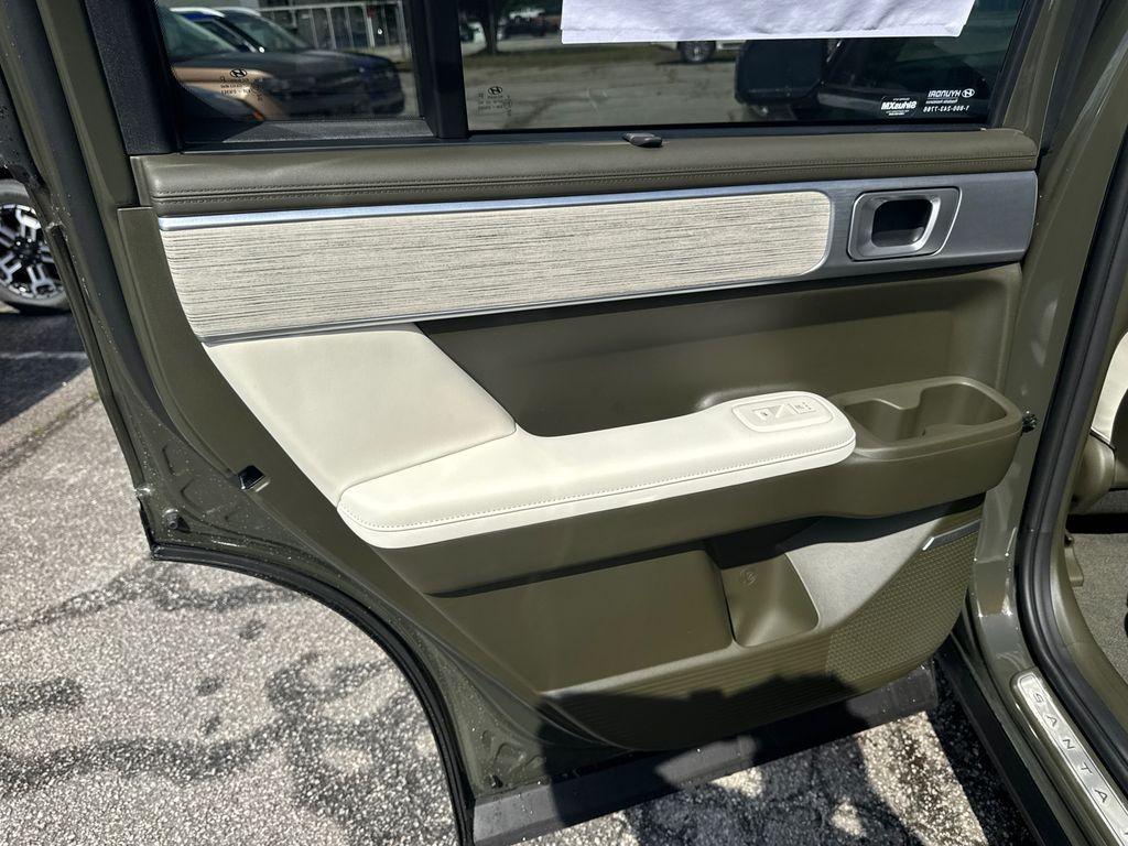 new 2025 Hyundai SANTA FE HEV car, priced at $47,211