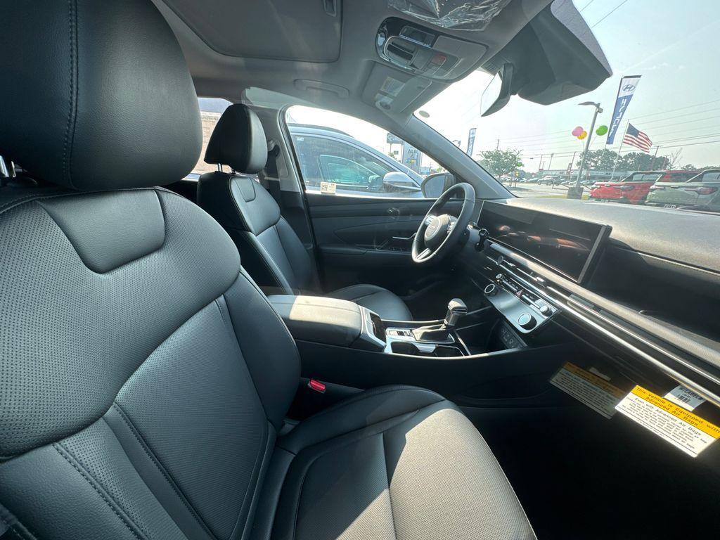 new 2025 Hyundai Tucson car, priced at $30,795
