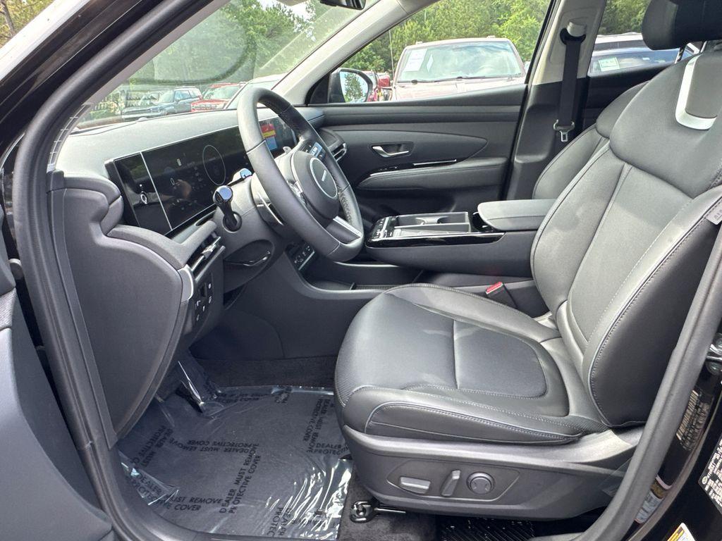 new 2025 Hyundai TUCSON Hybrid car, priced at $38,910