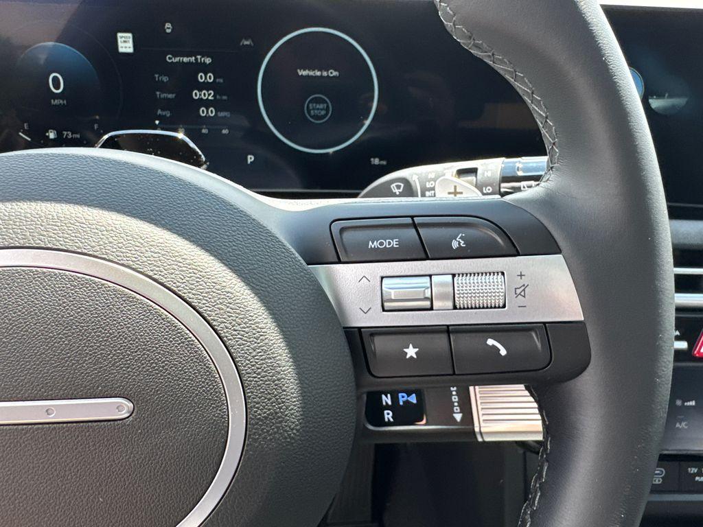 new 2025 Hyundai TUCSON Hybrid car, priced at $34,715