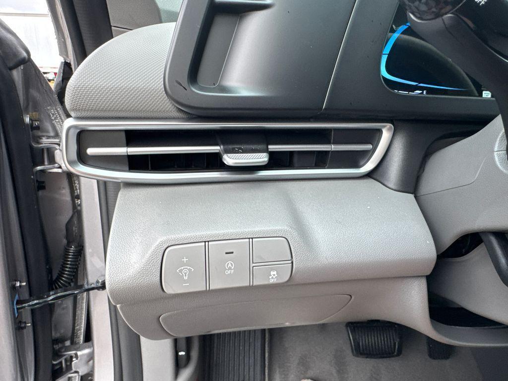 new 2025 Hyundai Elantra car, priced at $22,845