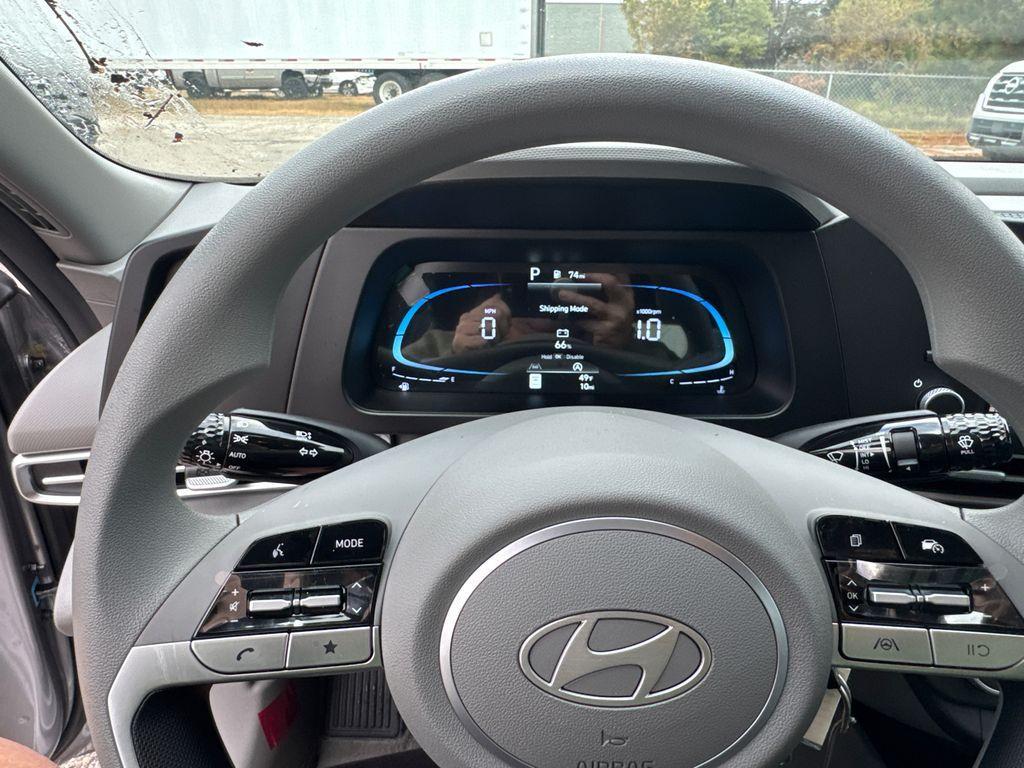 new 2025 Hyundai Elantra car, priced at $22,845