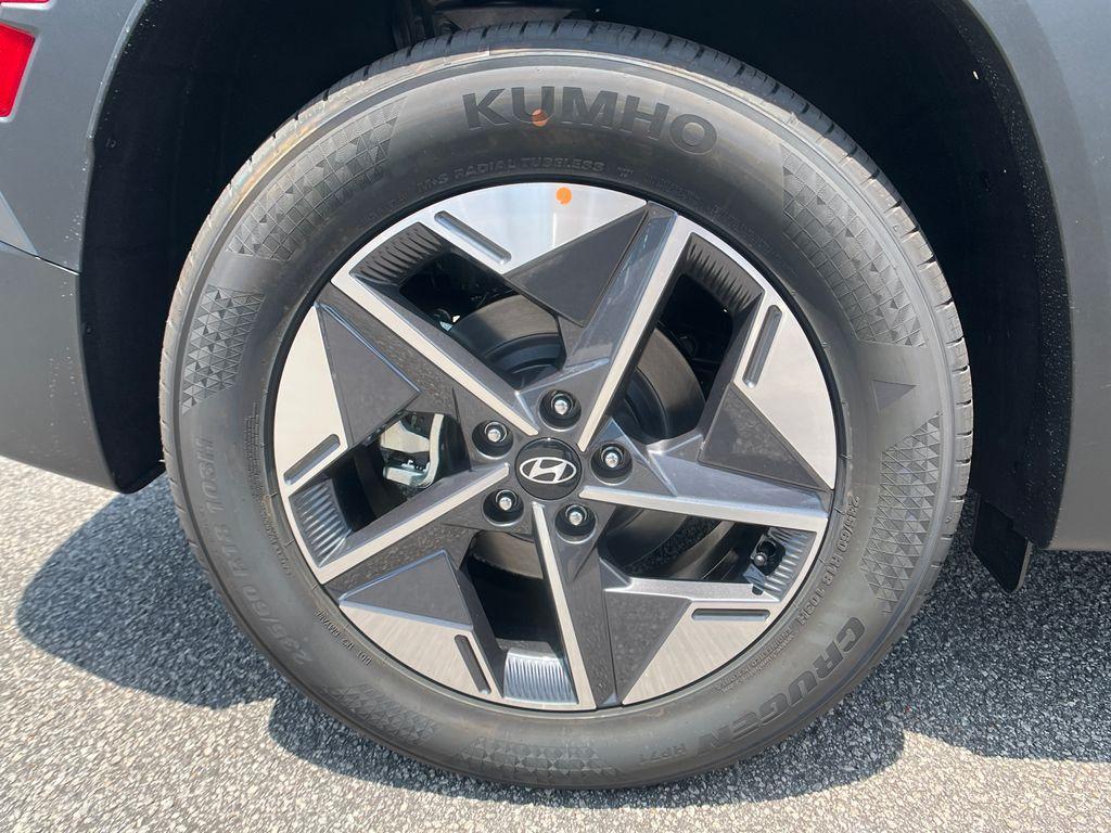 new 2025 Hyundai Tucson car, priced at $32,683