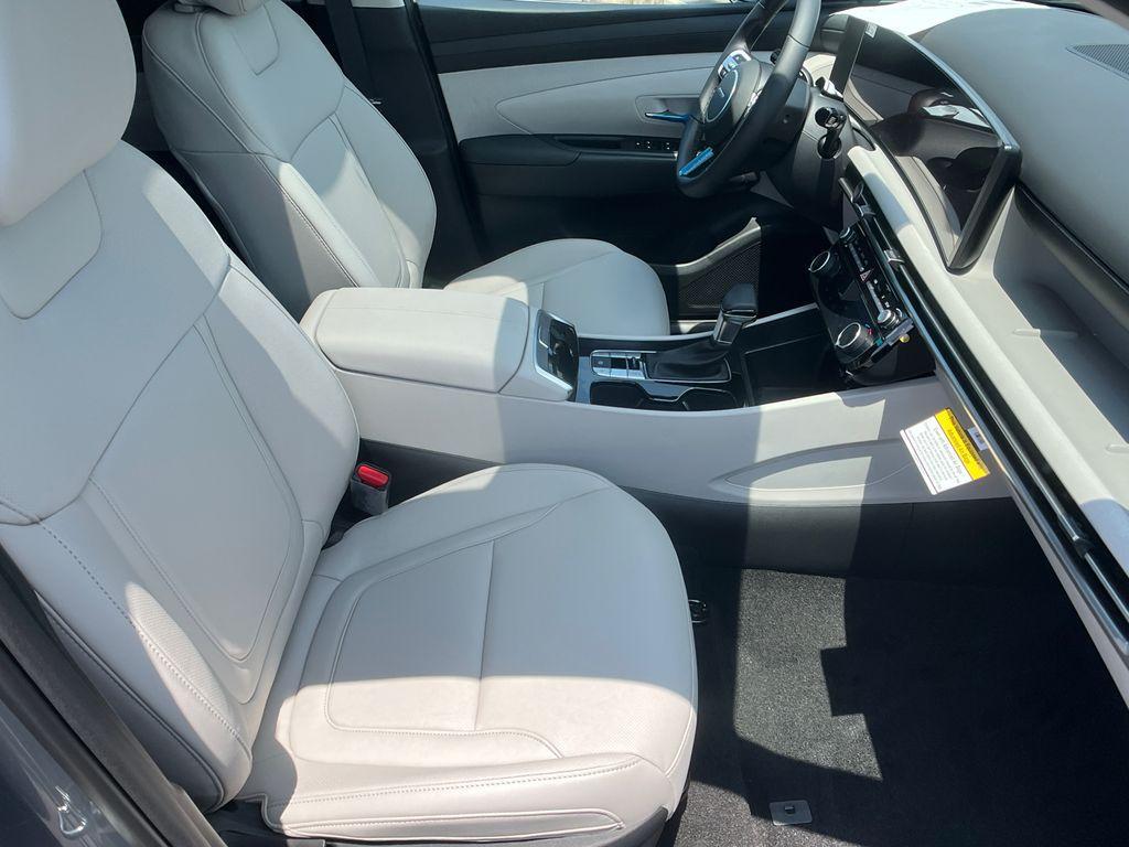 new 2025 Hyundai Tucson car, priced at $32,683