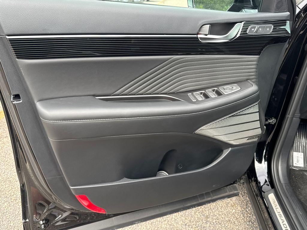 new 2025 Hyundai Palisade car, priced at $53,256
