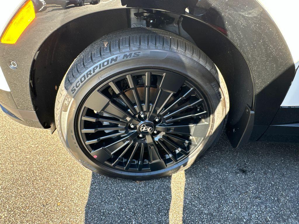 new 2025 Hyundai SANTA FE HEV car, priced at $43,995