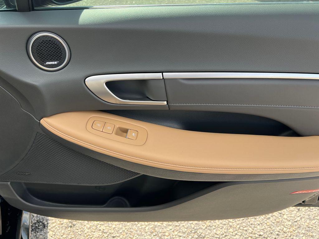 new 2025 Hyundai Sonata Hybrid car, priced at $34,495