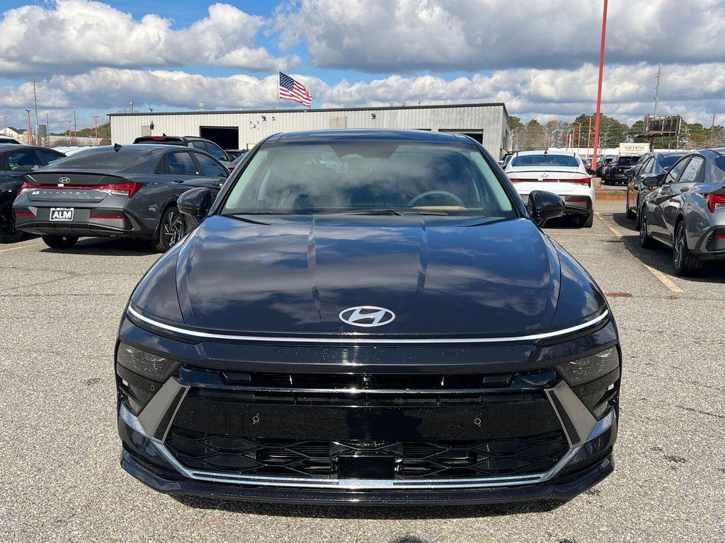 new 2025 Hyundai Sonata Hybrid car, priced at $34,495