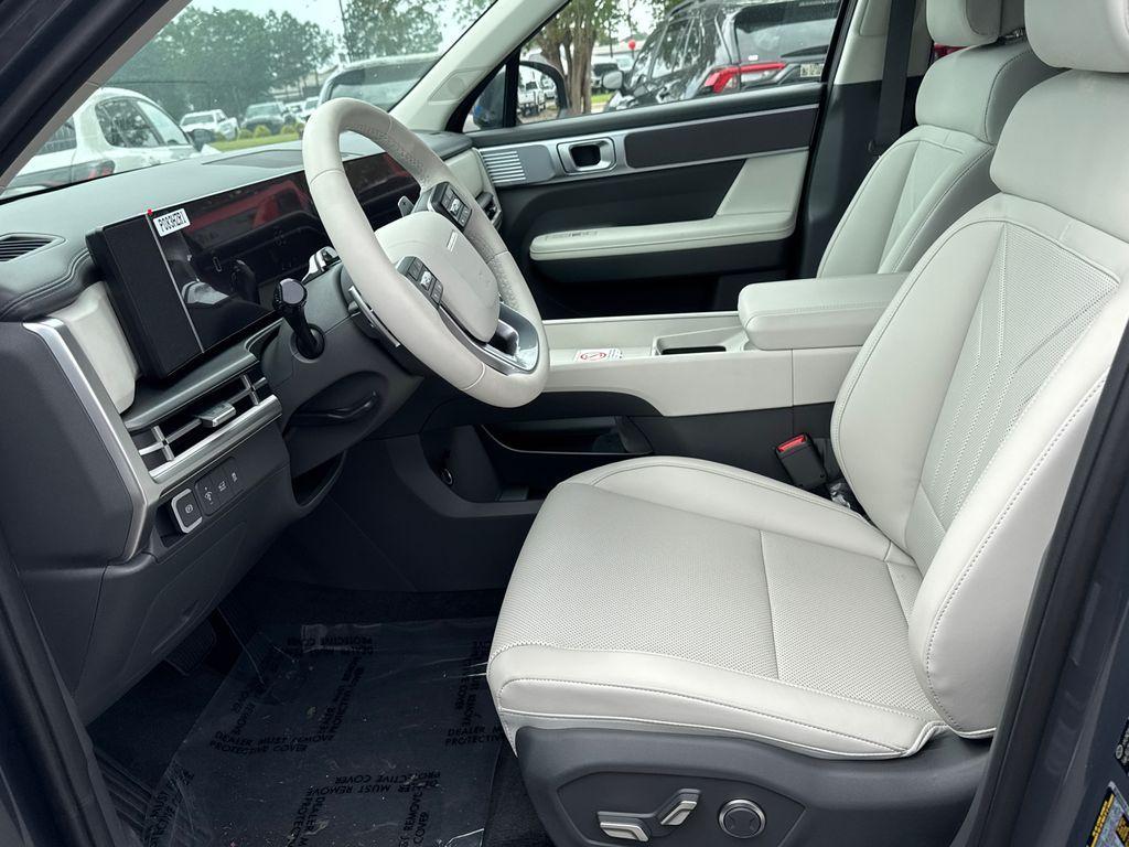 new 2025 Hyundai Santa Fe car, priced at $34,181