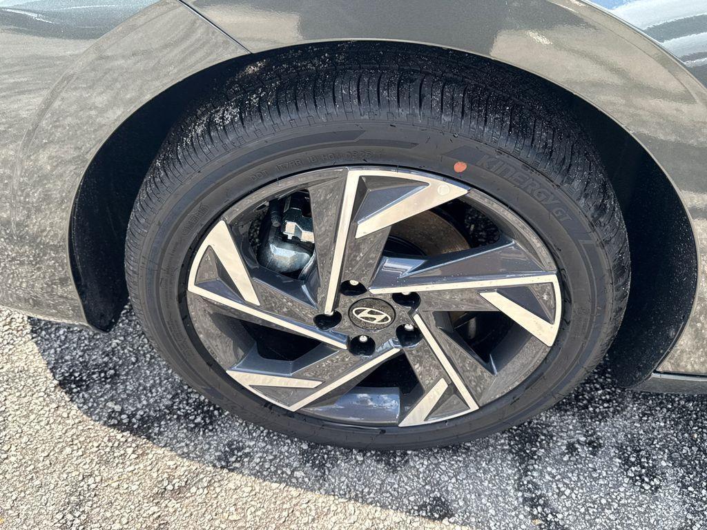 new 2025 Hyundai ELANTRA HEV car, priced at $27,995