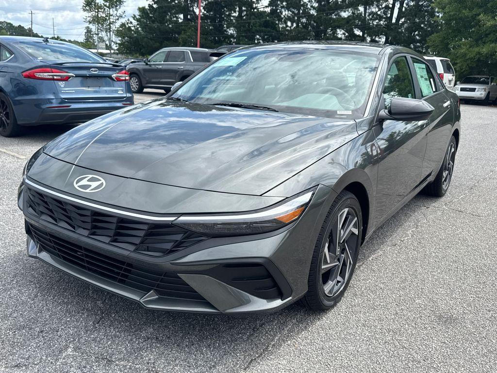 new 2025 Hyundai Elantra car, priced at $23,172