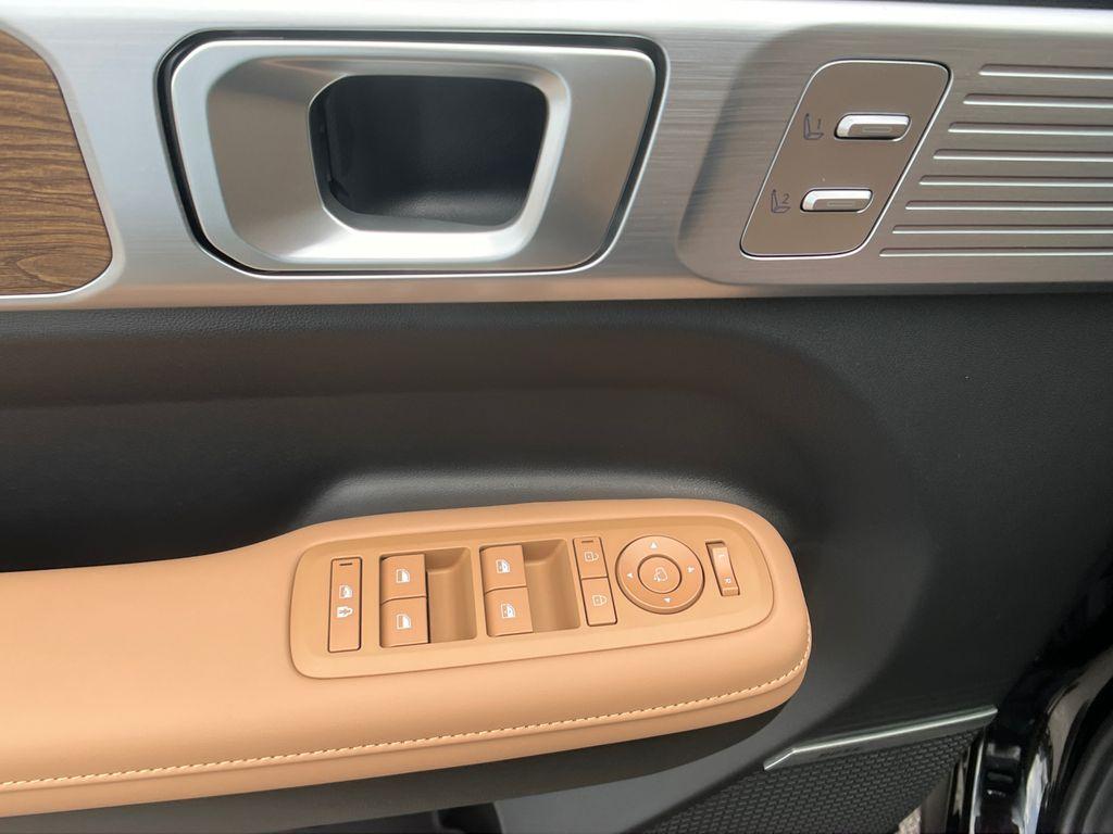 new 2025 Hyundai SANTA FE HEV car, priced at $44,047