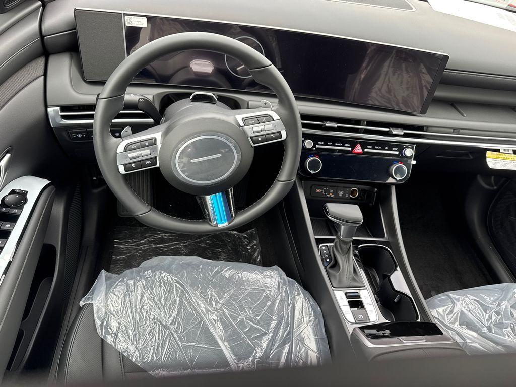 new 2025 Hyundai SANTA CRUZ car, priced at $40,095