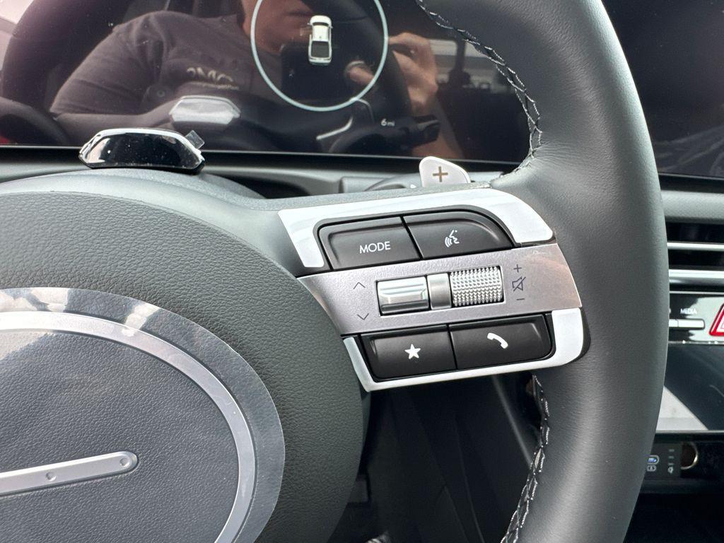 new 2025 Hyundai SANTA CRUZ car, priced at $40,095