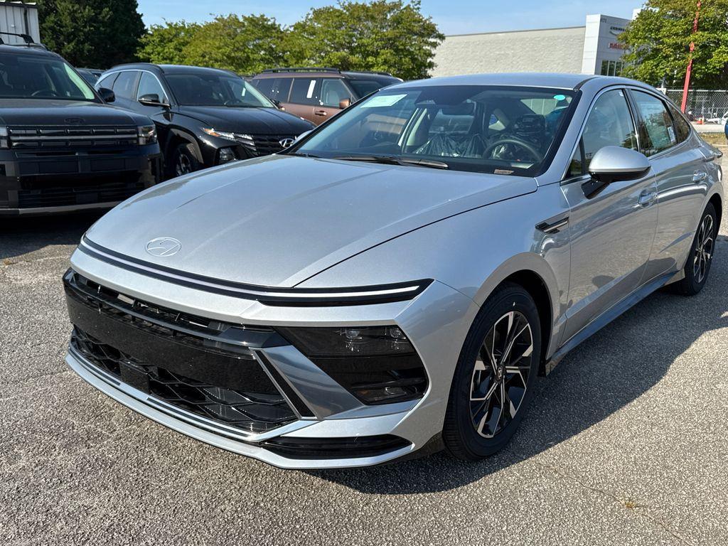 new 2025 Hyundai Sonata car, priced at $26,996