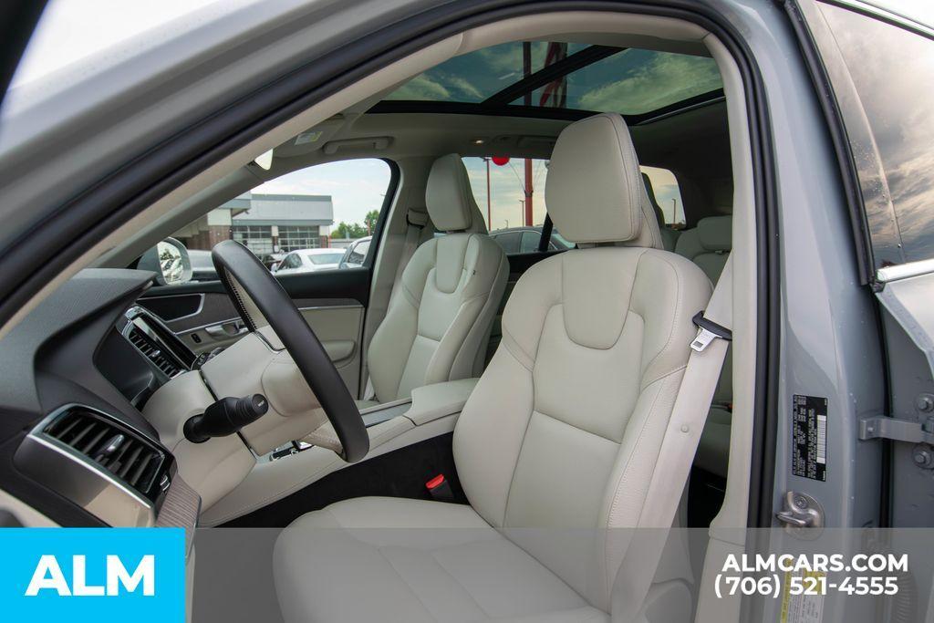used 2024 Volvo XC90 Recharge Plug-In Hybrid car, priced at $54,420