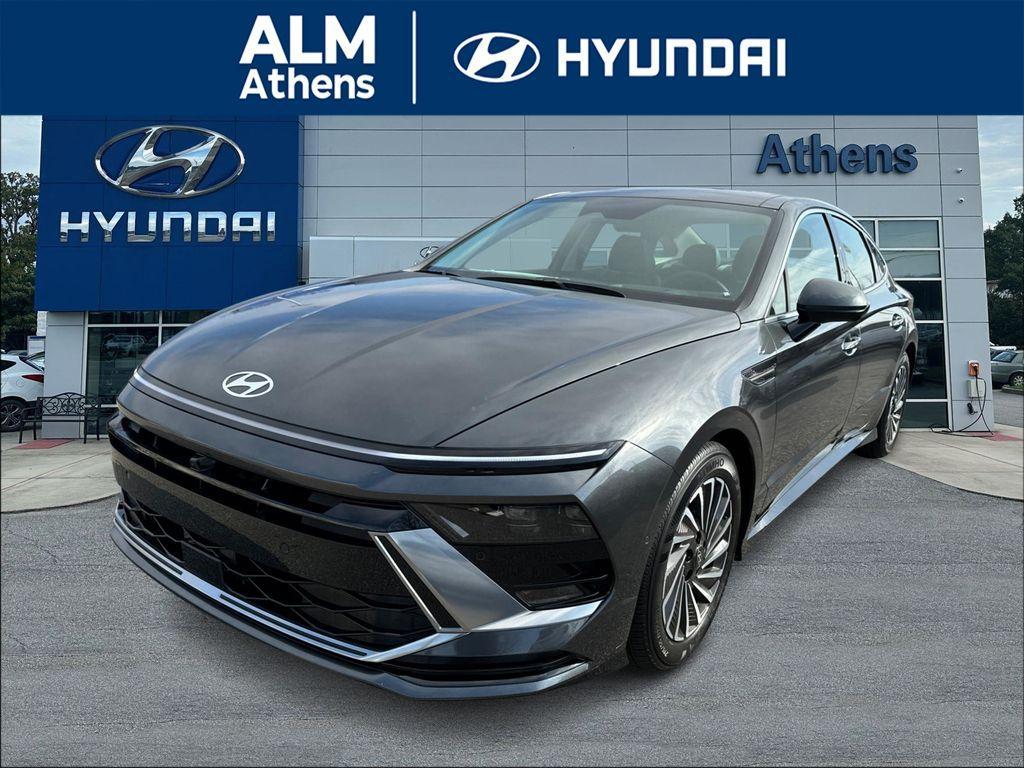 new 2025 Hyundai Sonata Hybrid car, priced at $33,995