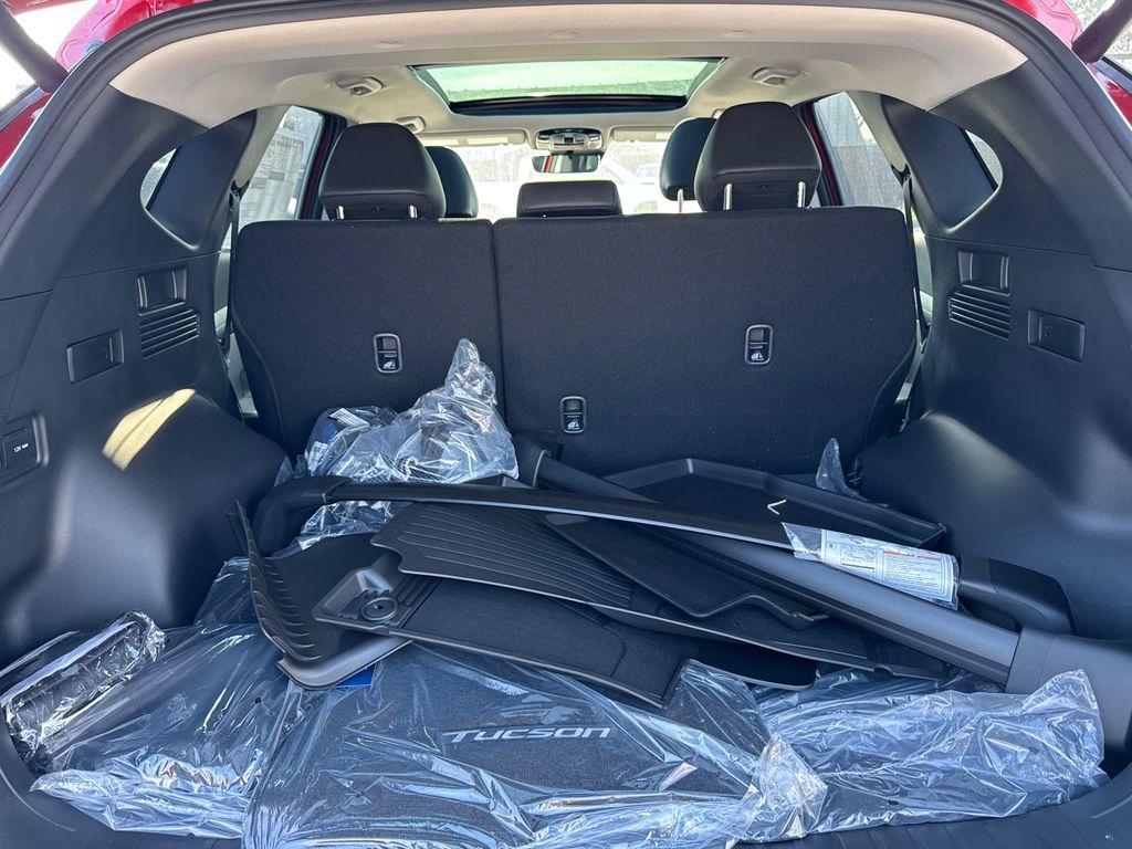 new 2025 Hyundai TUCSON Hybrid car, priced at $33,996