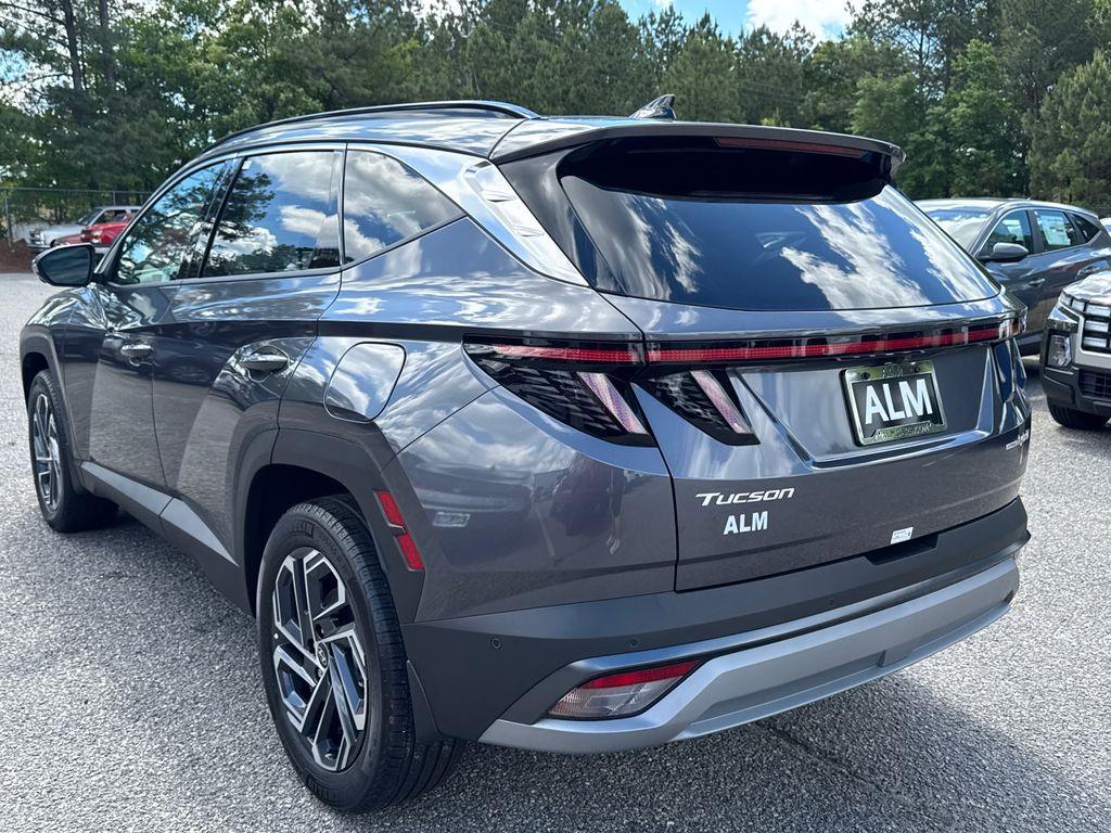 new 2025 Hyundai TUCSON Hybrid car, priced at $38,995