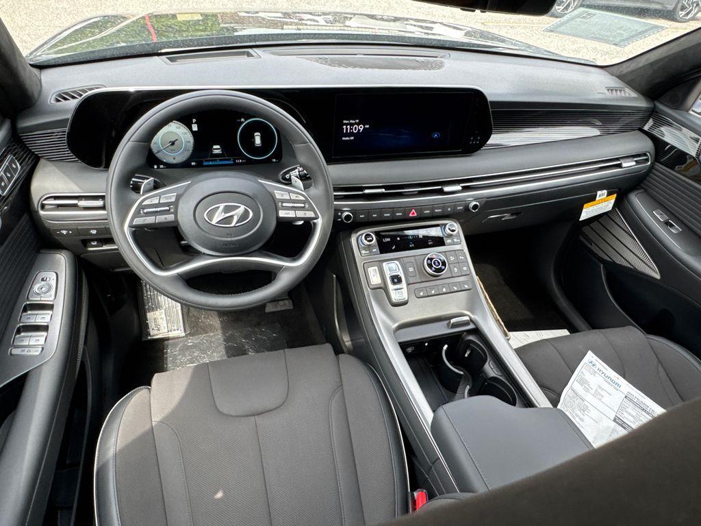 new 2025 Hyundai Palisade car, priced at $53,256