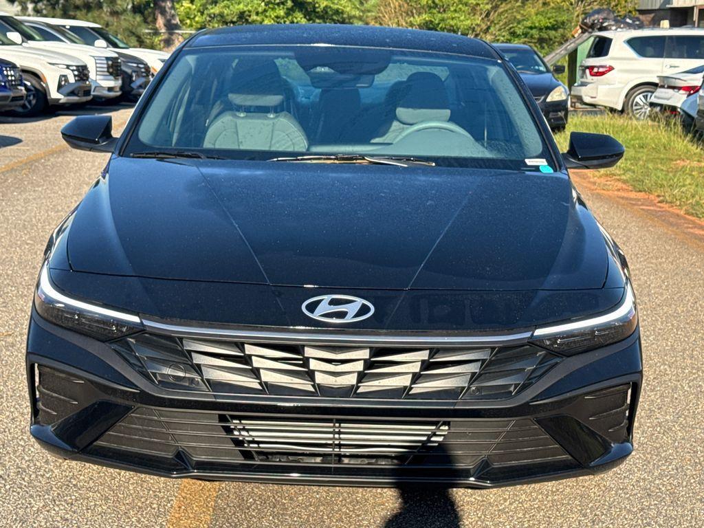 new 2025 Hyundai Elantra car, priced at $23,700
