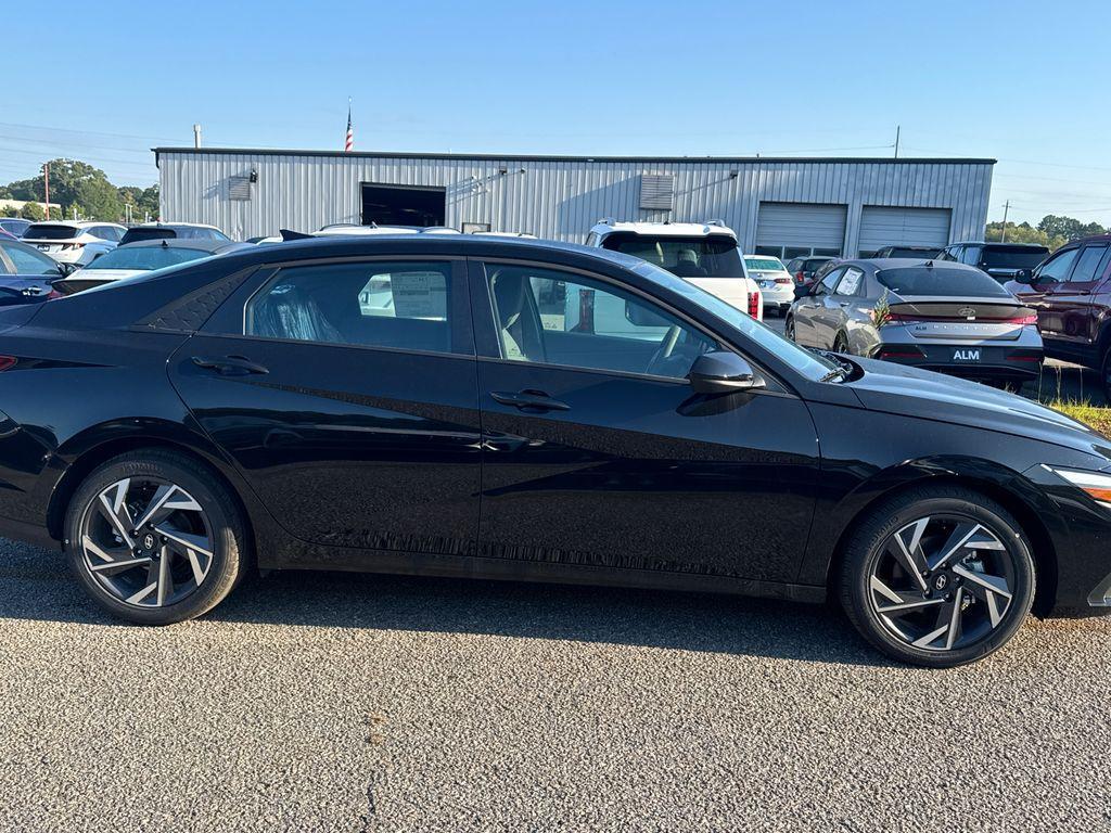 new 2025 Hyundai Elantra car, priced at $23,700