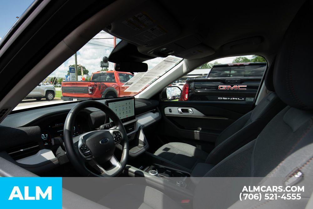 used 2025 Ford Explorer car, priced at $39,920