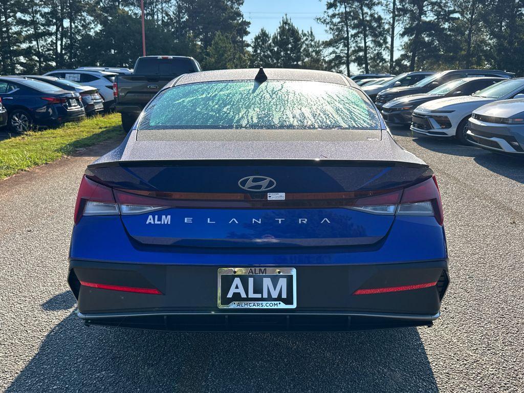 new 2025 Hyundai Elantra car, priced at $23,168