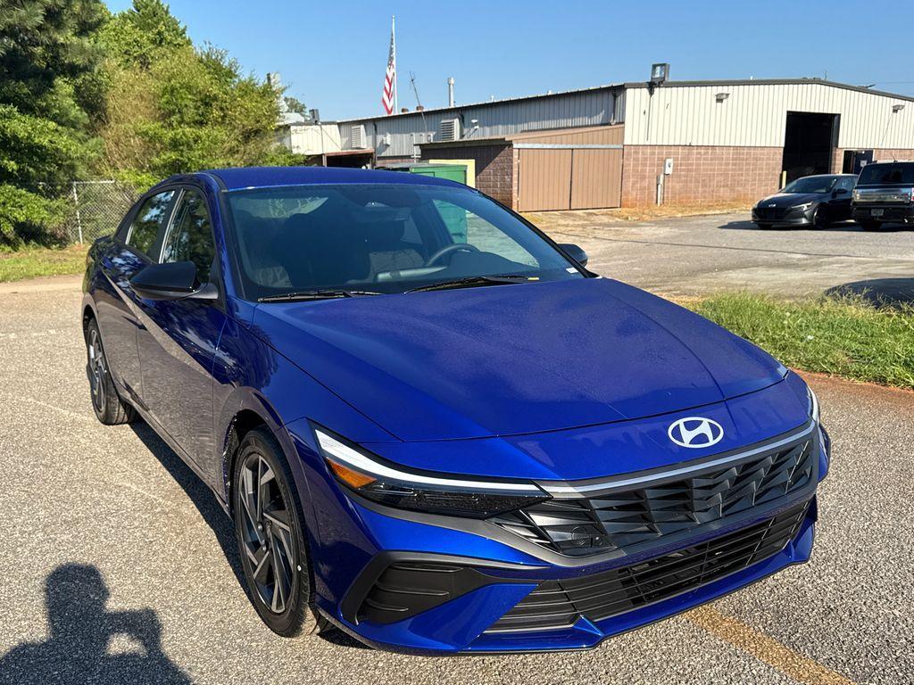new 2025 Hyundai Elantra car, priced at $23,168
