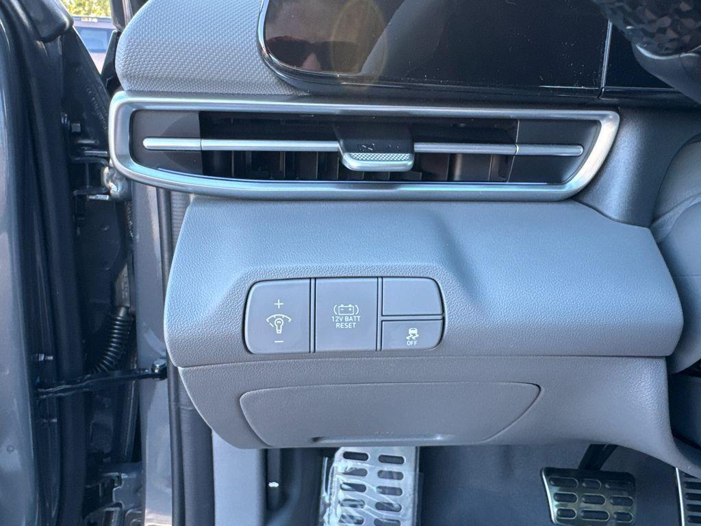 new 2025 Hyundai ELANTRA HEV car, priced at $25,415