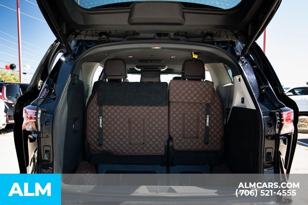 used 2023 Toyota Sienna car, priced at $47,420