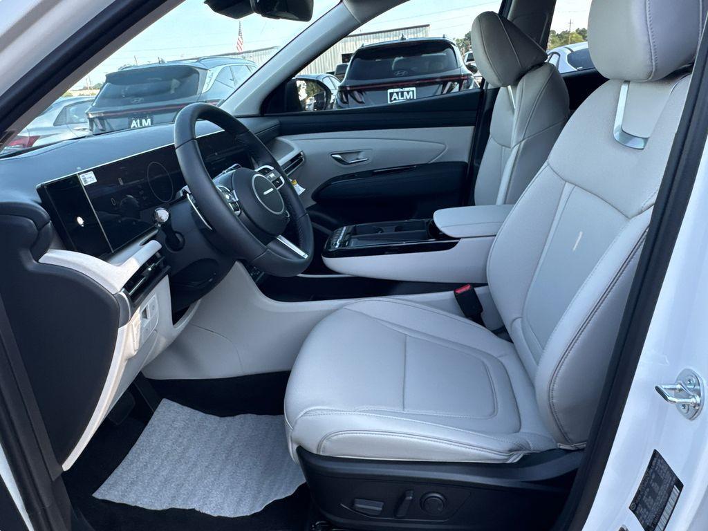new 2025 Hyundai Tucson car, priced at $36,245