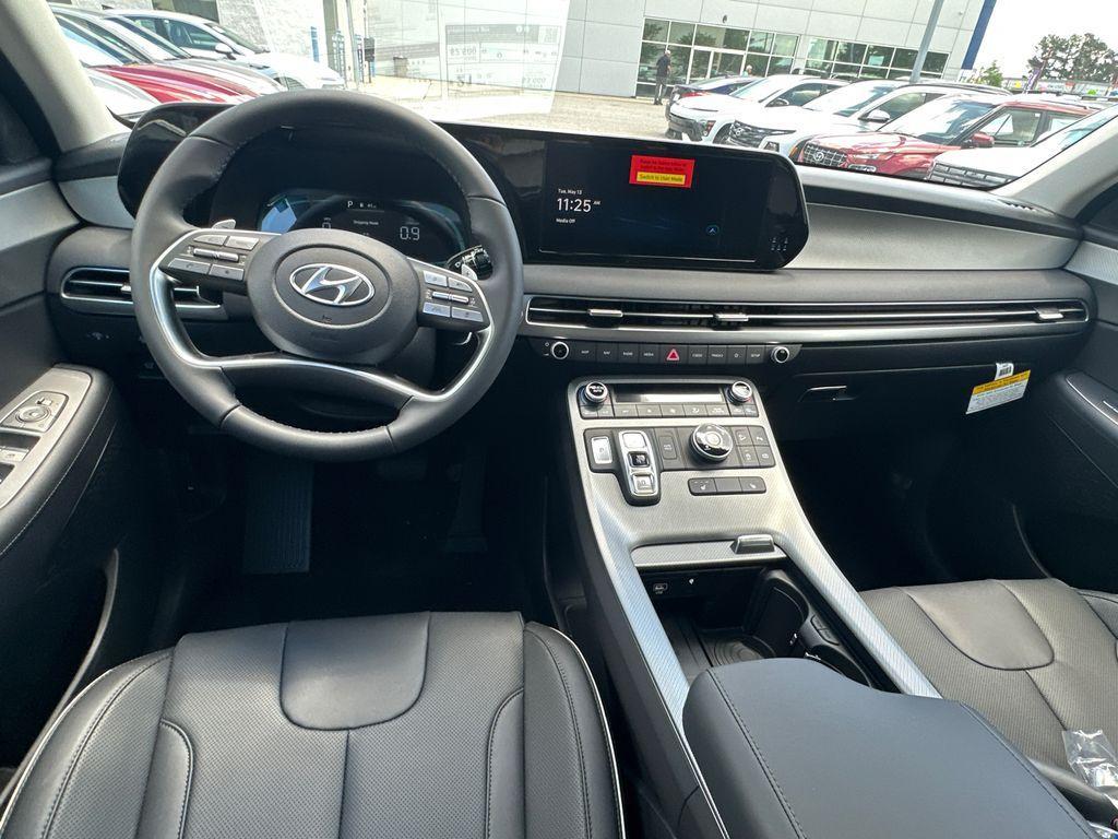 new 2025 Hyundai Palisade car, priced at $42,415