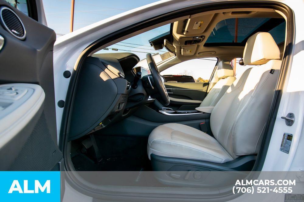 used 2023 Hyundai Sonata Hybrid car, priced at $23,920