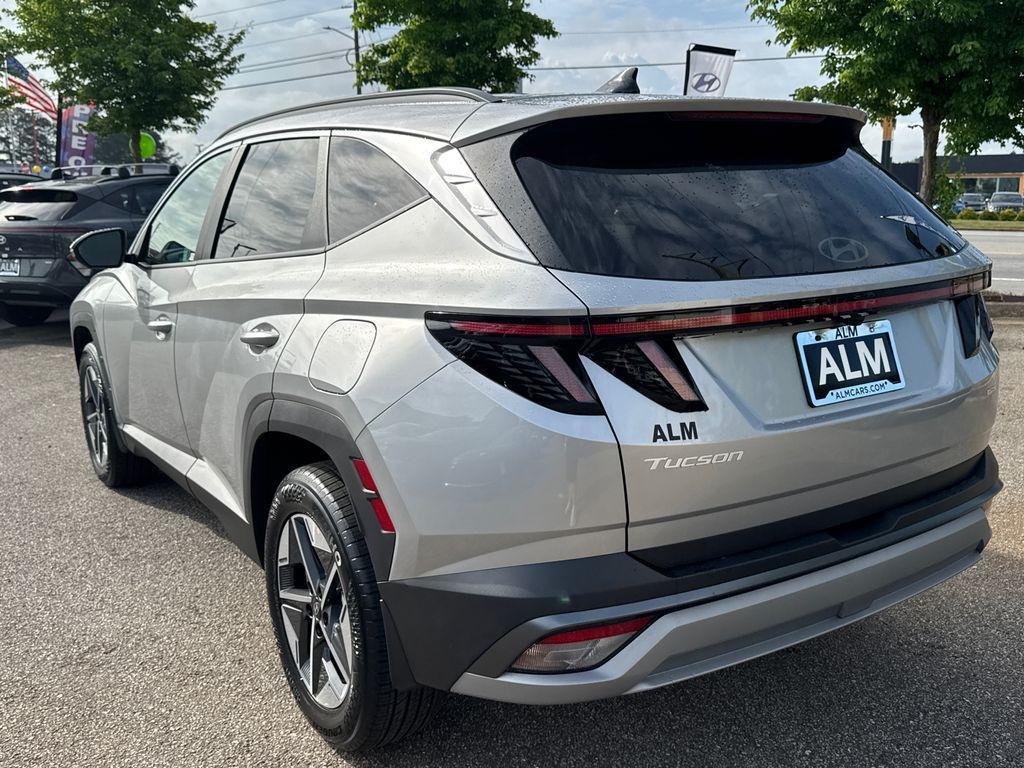 new 2025 Hyundai Tucson car, priced at $31,995