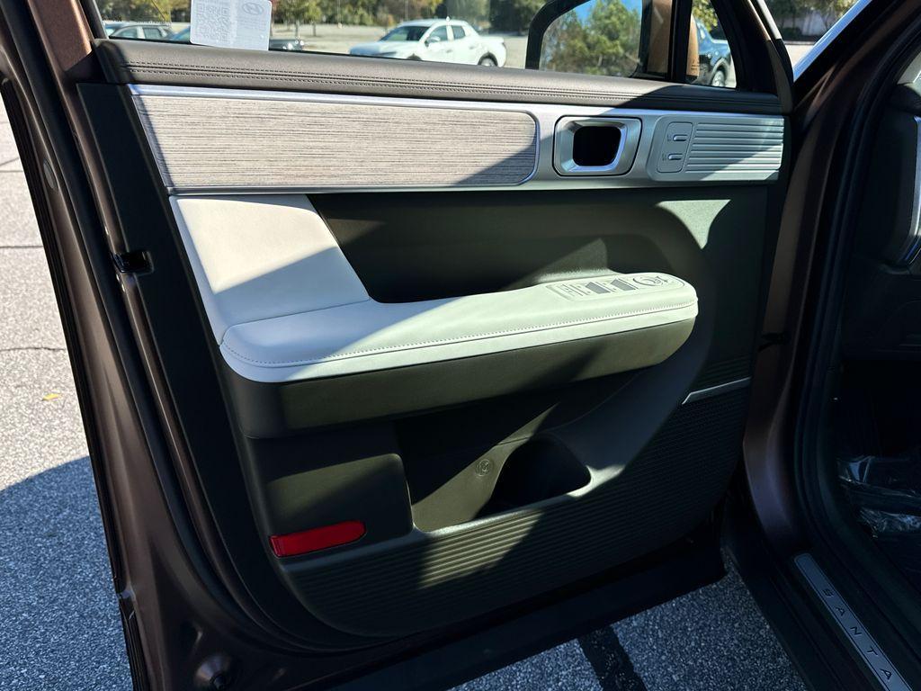 new 2025 Hyundai SANTA FE HEV car, priced at $44,996