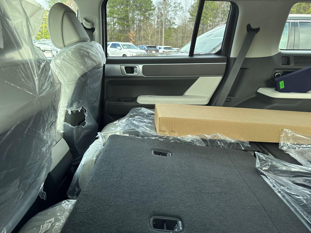 new 2025 Hyundai Santa Fe car, priced at $34,995