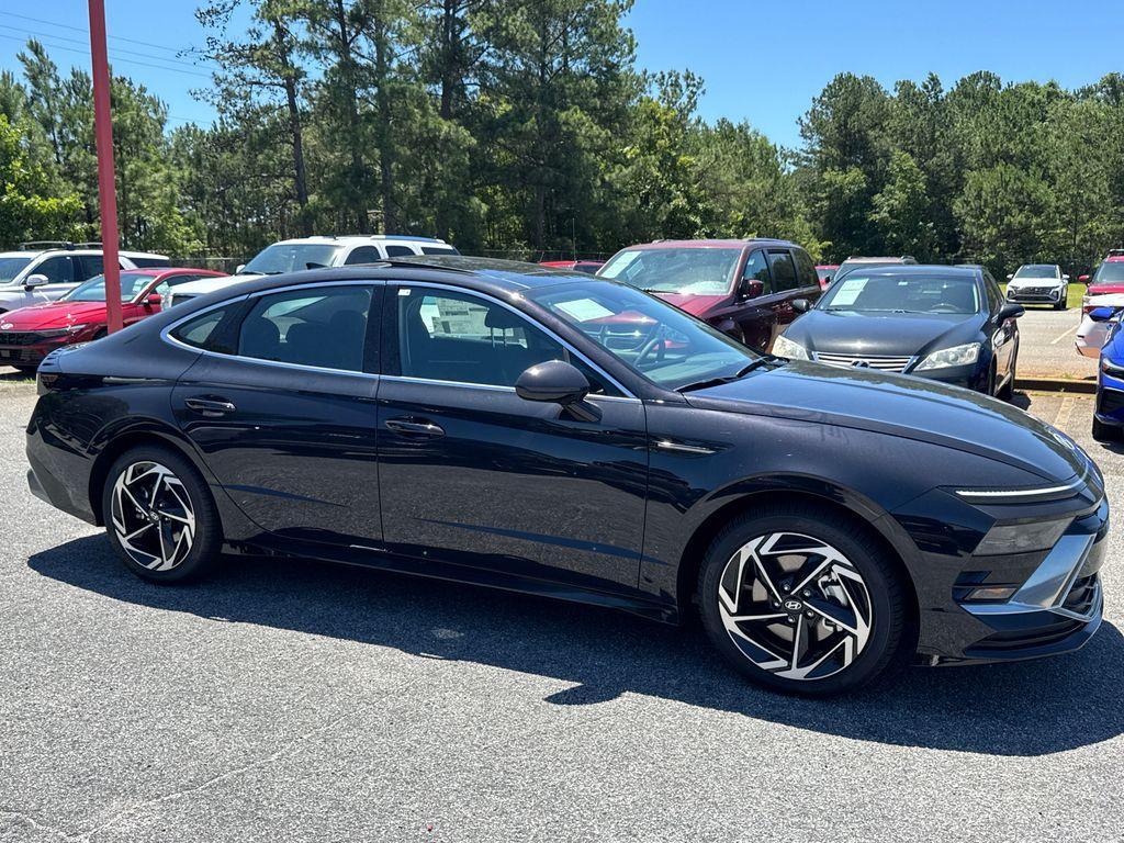 new 2025 Hyundai Sonata car, priced at $28,996