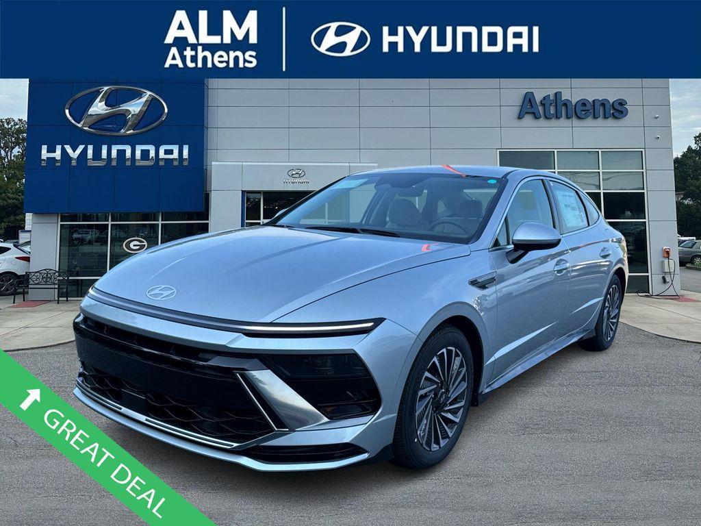 new 2025 Hyundai Sonata Hybrid car, priced at $27,495