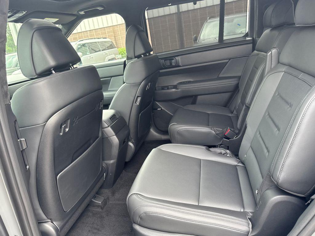 new 2025 Hyundai Santa Fe car, priced at $43,996
