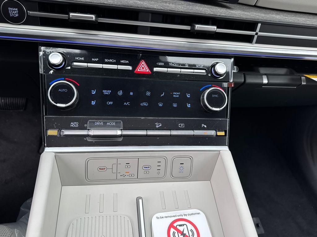 new 2025 Hyundai SANTA FE HEV car, priced at $41,246